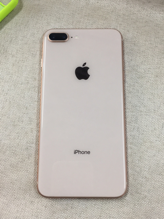 苹果 iPhone 8plus 国行 金色...