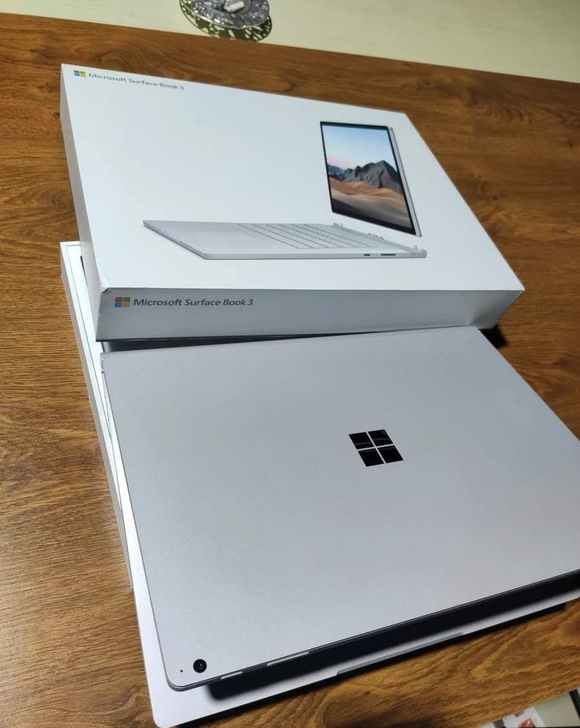 全新 微软SureFaceBook3 i5...