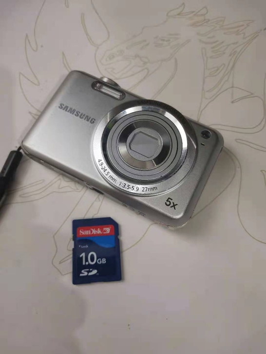 三星es70高清网红复古CCD三星数码相机...