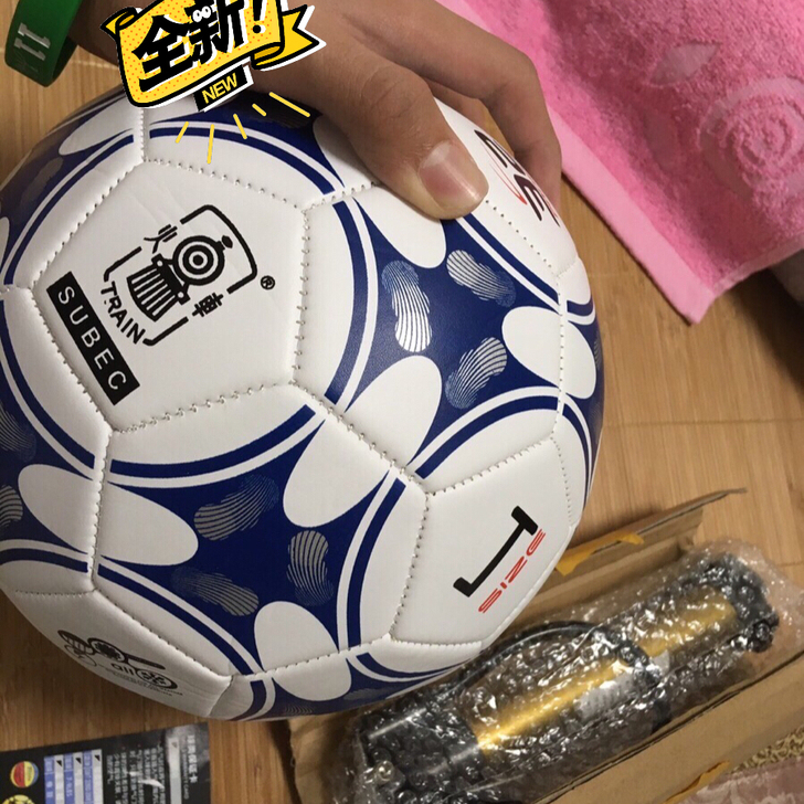 闲置全新正品火车头耐磨软皮足球5号成人4号...