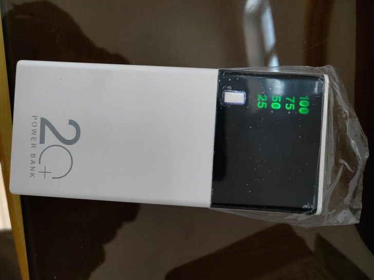 大容量3万毫安充电宝  因要转行了特价处理了