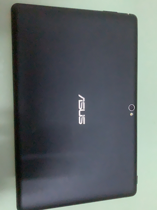 华硕me400c，很少使用，因为外表好看且...