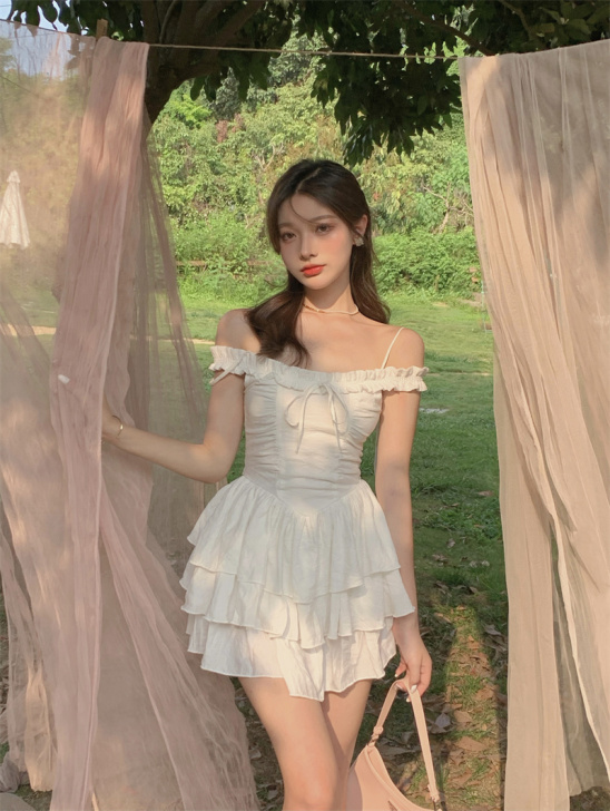 一字肩蓬蓬公主连衣裙女夏季2021年新款收...