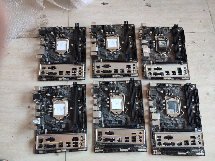 技嘉B250M-D2V主板