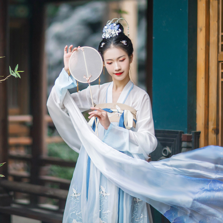 【6月15日61.8元秒杀】汉尚华莲汉服配...