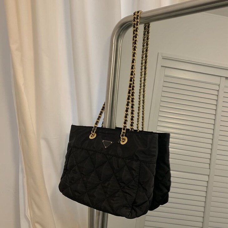 新款韩版大容量女包包尼龙防水布料单肩包菱格...