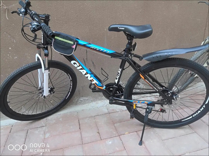 捷安特自行车，全新未拆封，指拨变速，铝合金...