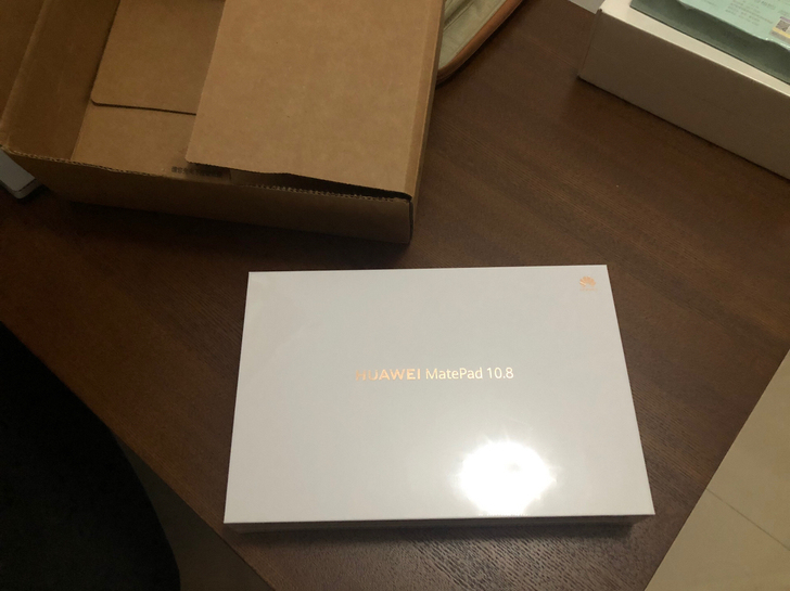 全新，未拆封，折价出售，华为Mate pa...