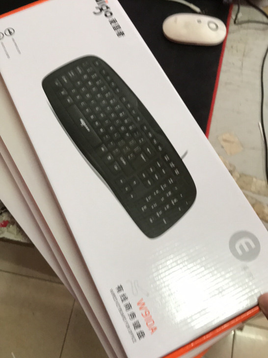 爱国者有线键盘 圆口的 PS2接口  只能...