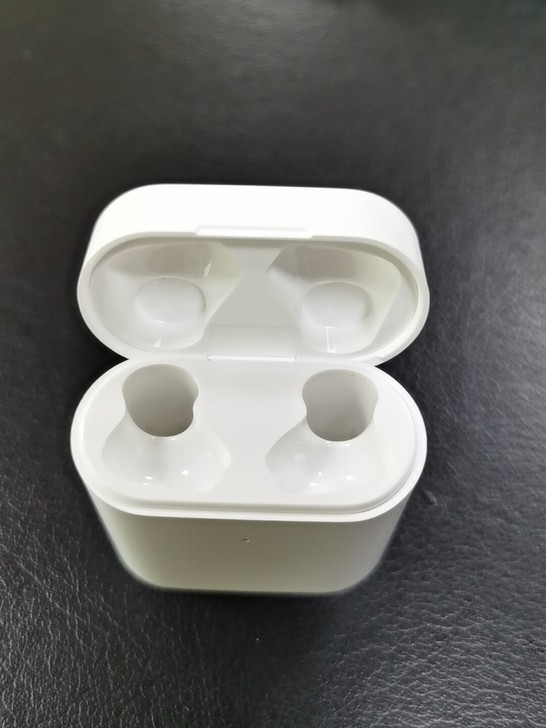 小米耳机Air2充电仓，八成新（不配耳机）