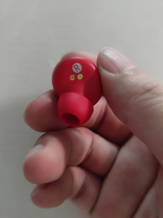 网易云音乐蓝牙耳机右耳