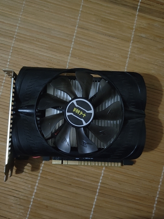 在保翔升gt1030显卡20年3月