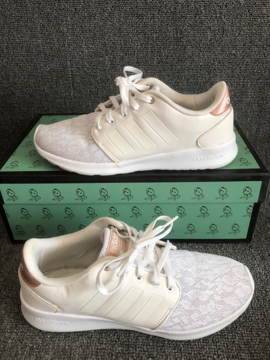 二手正品阿迪达斯女鞋37码，
