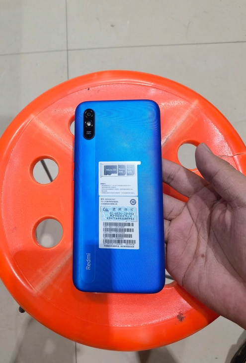 红米9A,刚用2个多月,全国联保还有200...