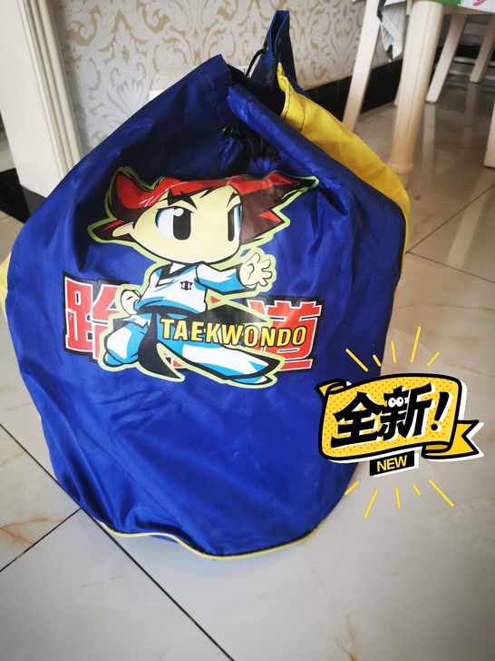 全新跆拳道护具，M码适合130～160的宝宝