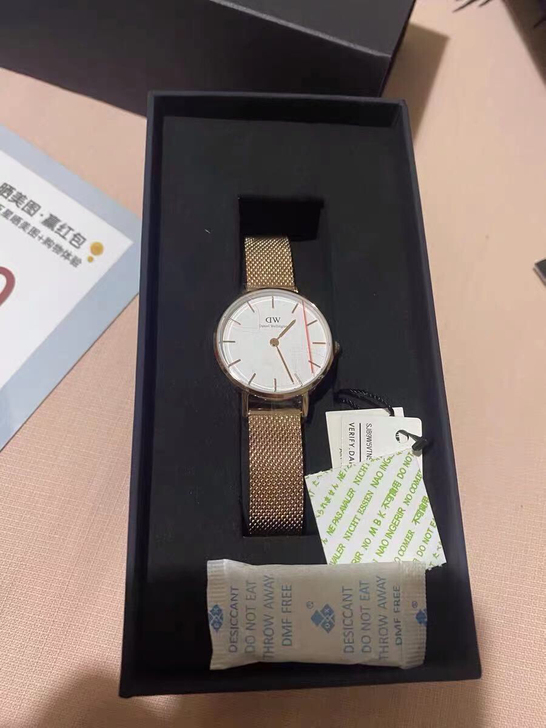 闲置dw手表,支持扫码验机 ...