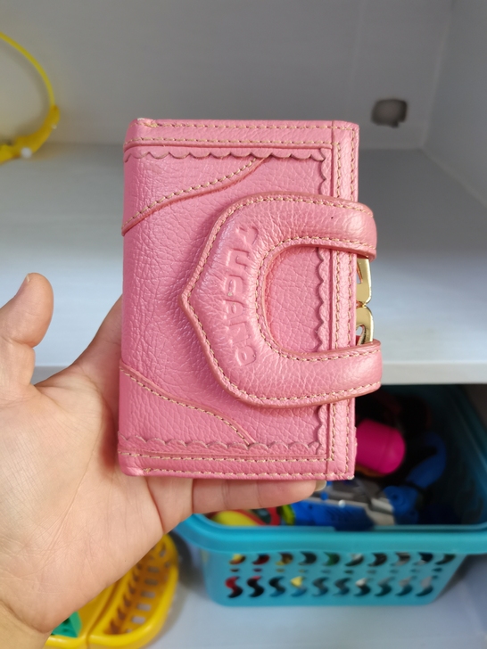 啄木鸟三折钱包，新旧如图，可自提，不议价，...