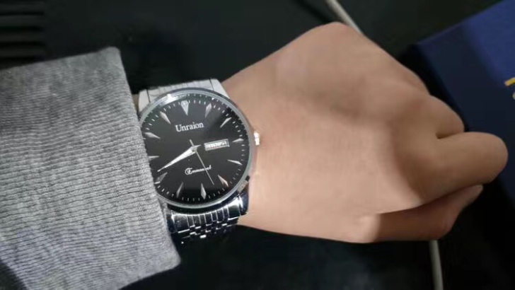 【帅哥专属福利】 正品瑞士全自动机械表男士...