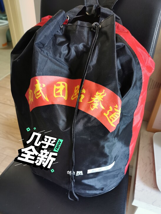 跆拳道护具六件套，只穿了一次，S码，适合1...