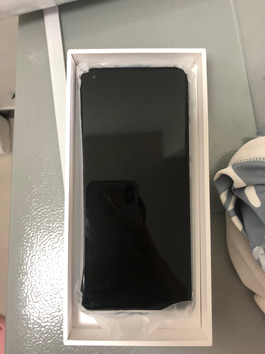小米11，8+128G在保，用了三个月，成...