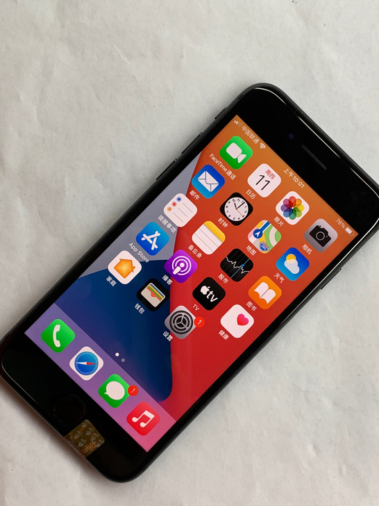 苹果8，iphone8.黑色64G，纯无锁...