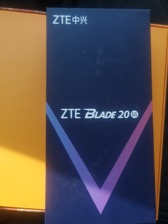中兴手机，全新拆封没有使用  6+128的...
