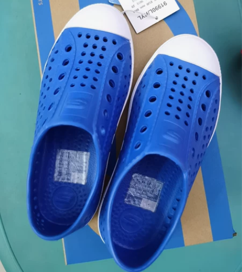 斯凯奇洞洞鞋,30码(比正常码偏大一码)5...