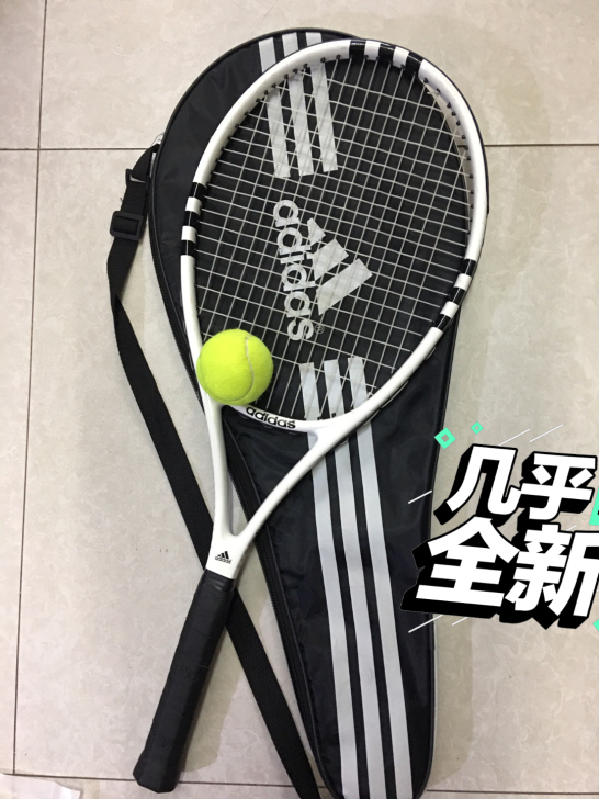 出大学体育课用过一学期的网球拍，手感很好，...
