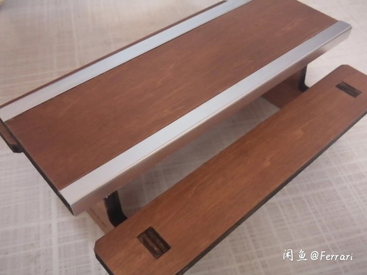手指滑板 怪怪柴餐桌