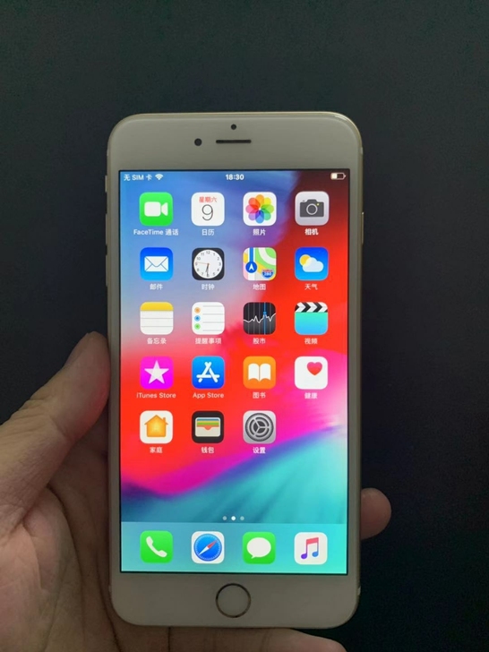 64g内存苹果6P iPhone 6 pl...