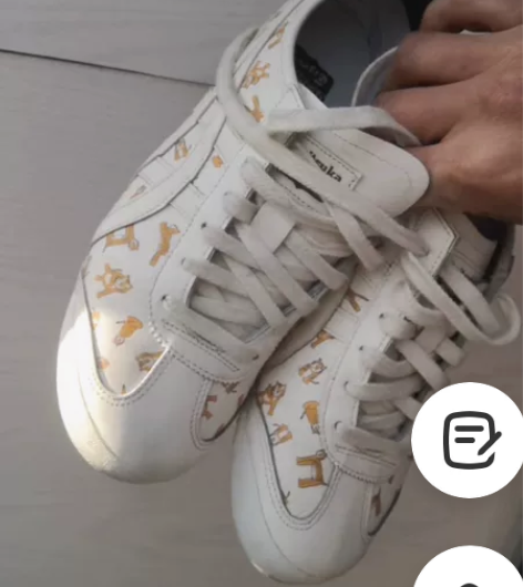 亚瑟士鬼塚虎米白色的一双38码运动鞋休闲鞋...