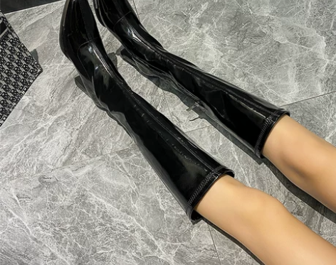 长筒靴女不过膝2020年新款高跟漆皮长靴胖...