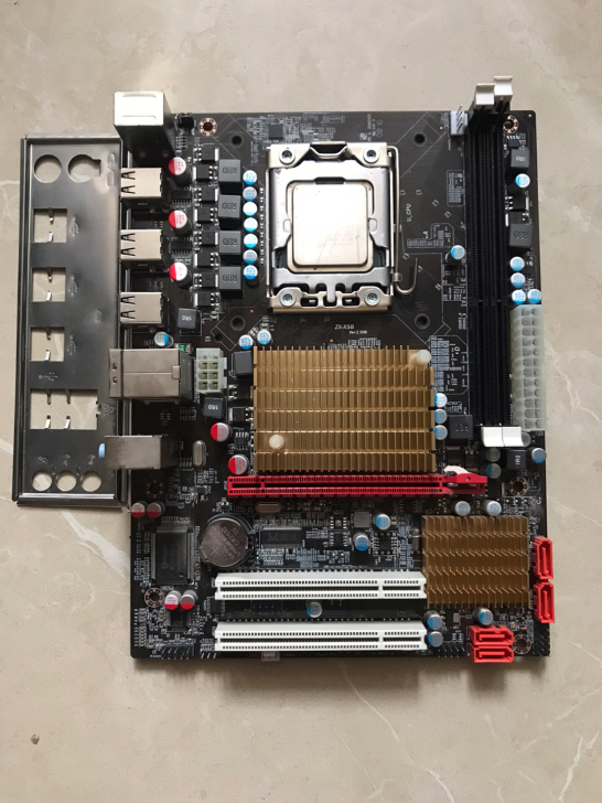 X58主板 i7 950四核八线程CPU套...