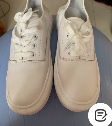 骆驼品牌小白鞋真皮看细节图 40码  全新...