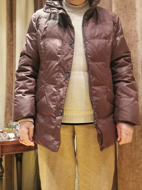 中老年女式羽绒服，我老妈嫌弃不够靓，165...