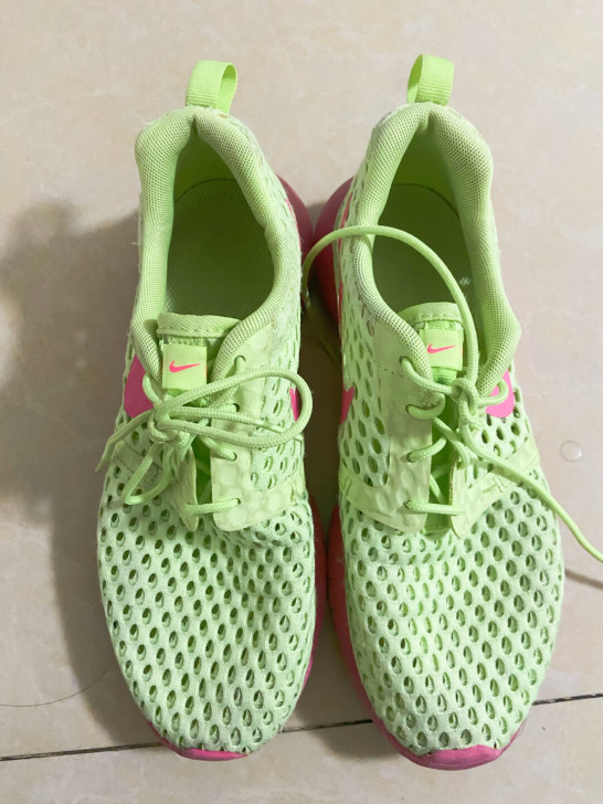 Nike夏季运动鞋37.5码，专柜入手，正...