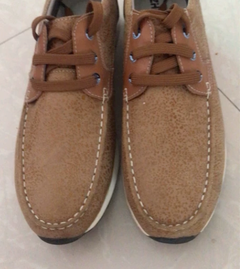 全新纯皮休闲鞋43码内长265，实物图片，...