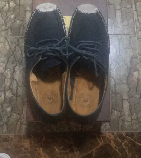 骆驼 摩擦皮原皮单鞋 44码 就穿过几次，...