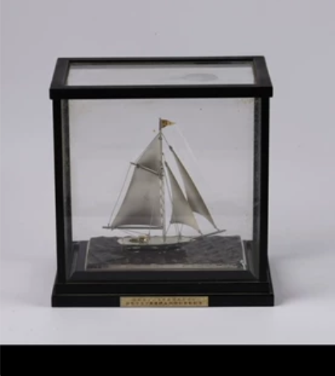 925银制帆船高11.5cm宽13cm，带...