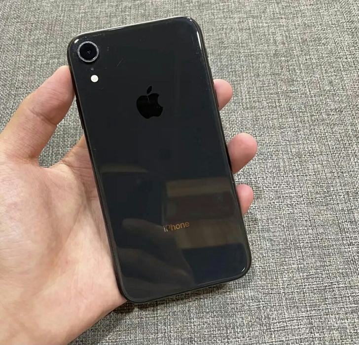 苹果iPhone xr，黑色，128g，九...