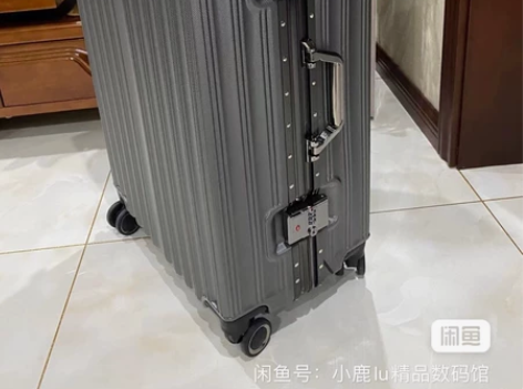 个人闲置 全新24寸行李箱 大容量密码箱男...