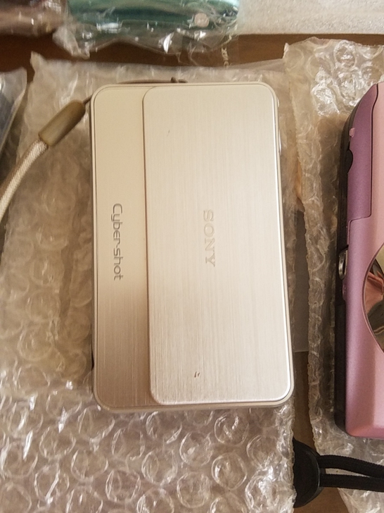 店铺库存sony索尼卡片相机，没有电池没法...