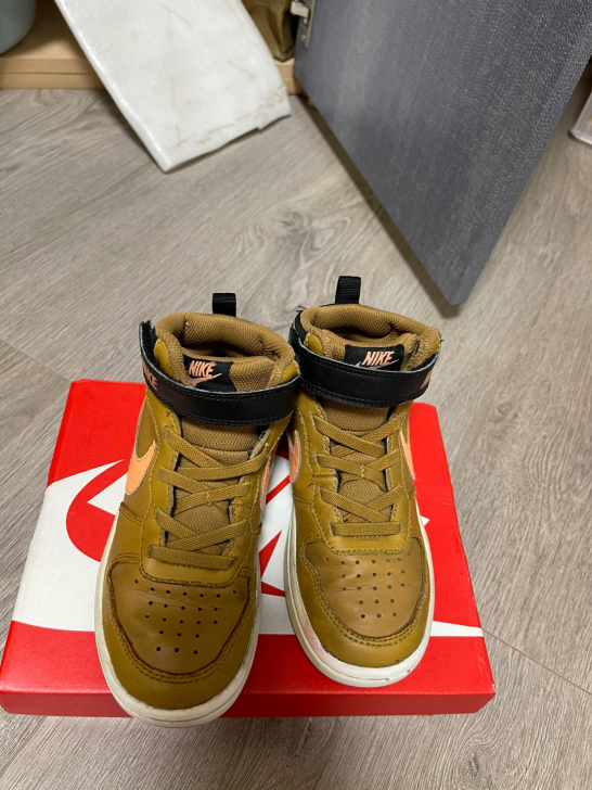 nike运动鞋