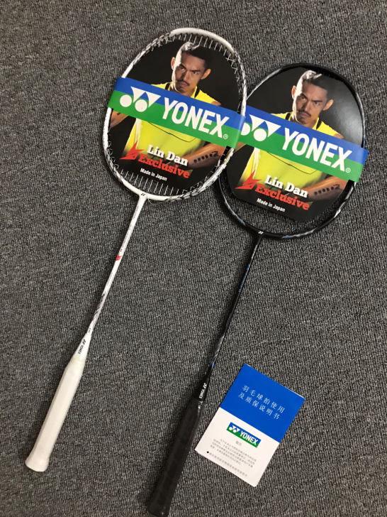 闲置转让尤尼克斯羽毛球拍vtzf2白林丹 ...