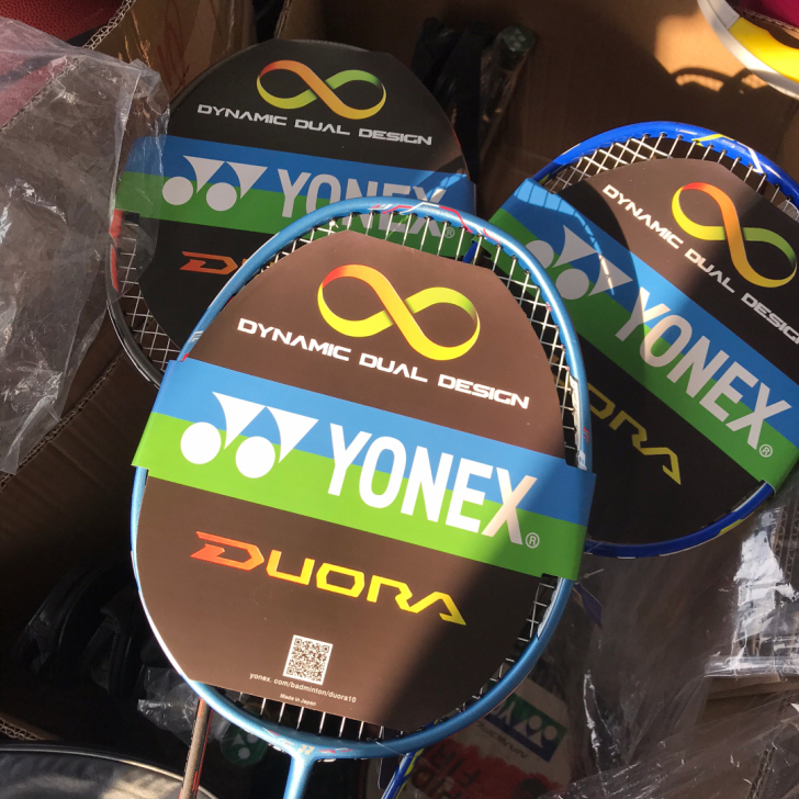 【闲置清库存】尤尼克斯羽毛球拍双拍超轻全碳...