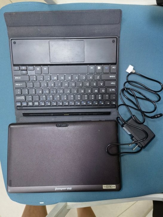 中柏Ezpad4sPro 10寸平板带键盘...