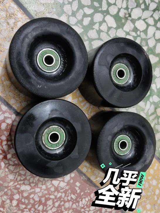 长板轮轴，几乎全新。自行组装长板零件剩余，...