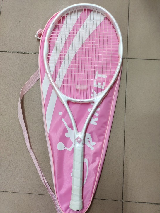 40包邮拿走。ATS网球拍 粉色网球拍！!...