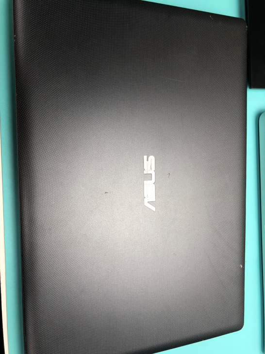 出只闲置笔记本华硕w418L，九成新，没有...