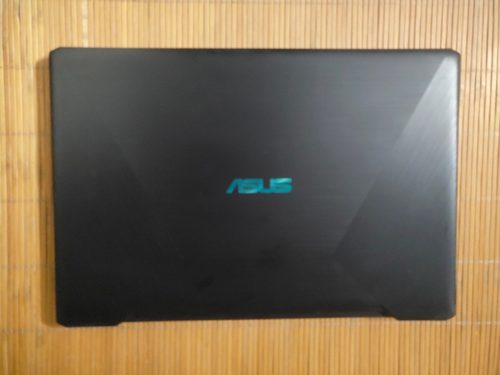 华硕笔记本电脑 ，本人自用，有两年多时间 ...